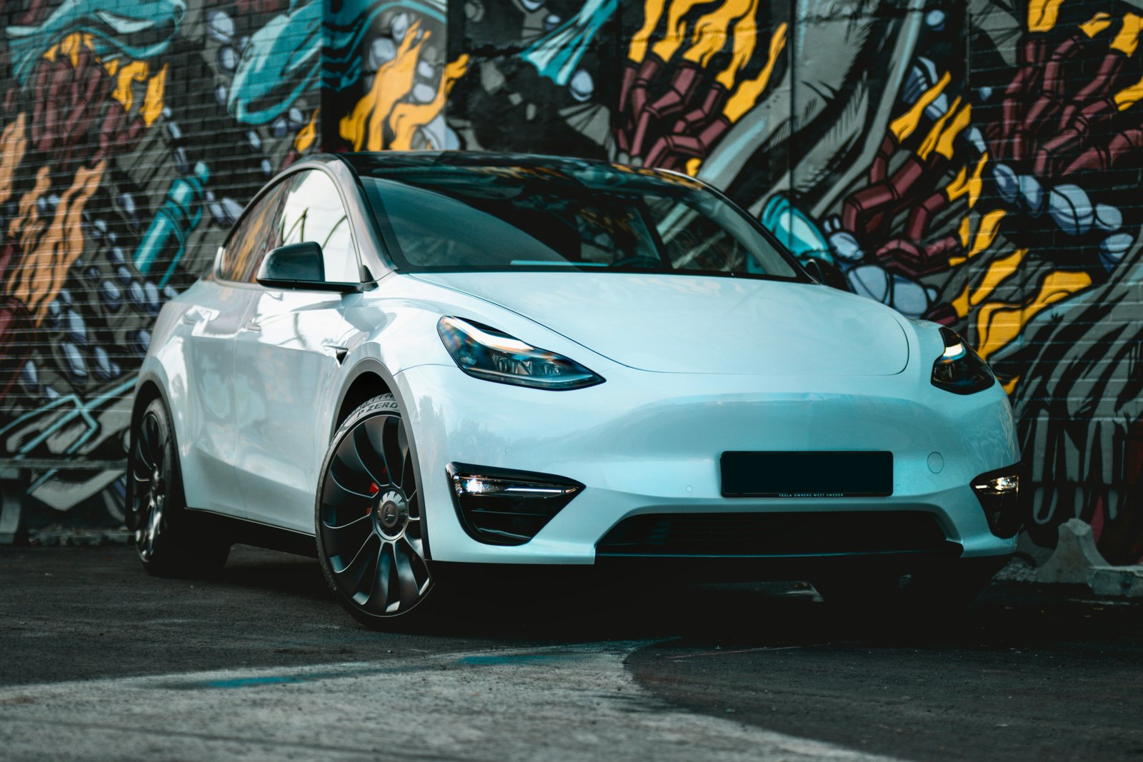 Tesla Cy